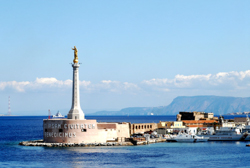 Madonnina del Porto statue Messina